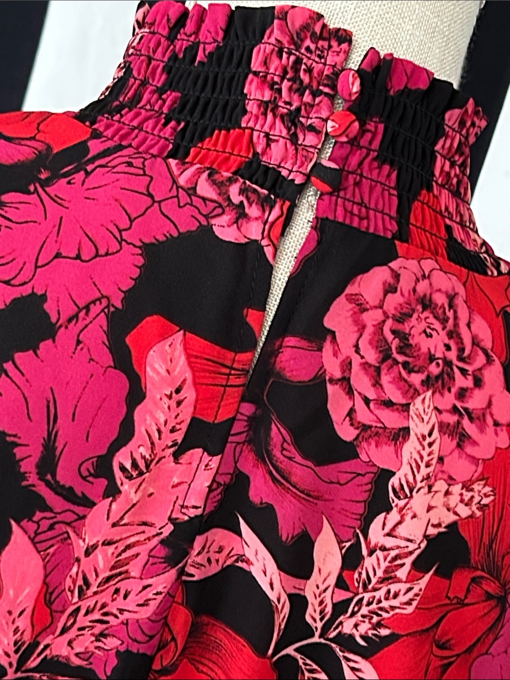 Floral High-Neck Long Dress in Pink and Red - Picture 5 of 5